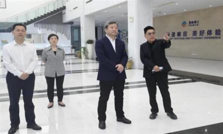 �Ĵ�ʡί��ί����������ί��ǲ�����ݰ��JIUYOU.com��������